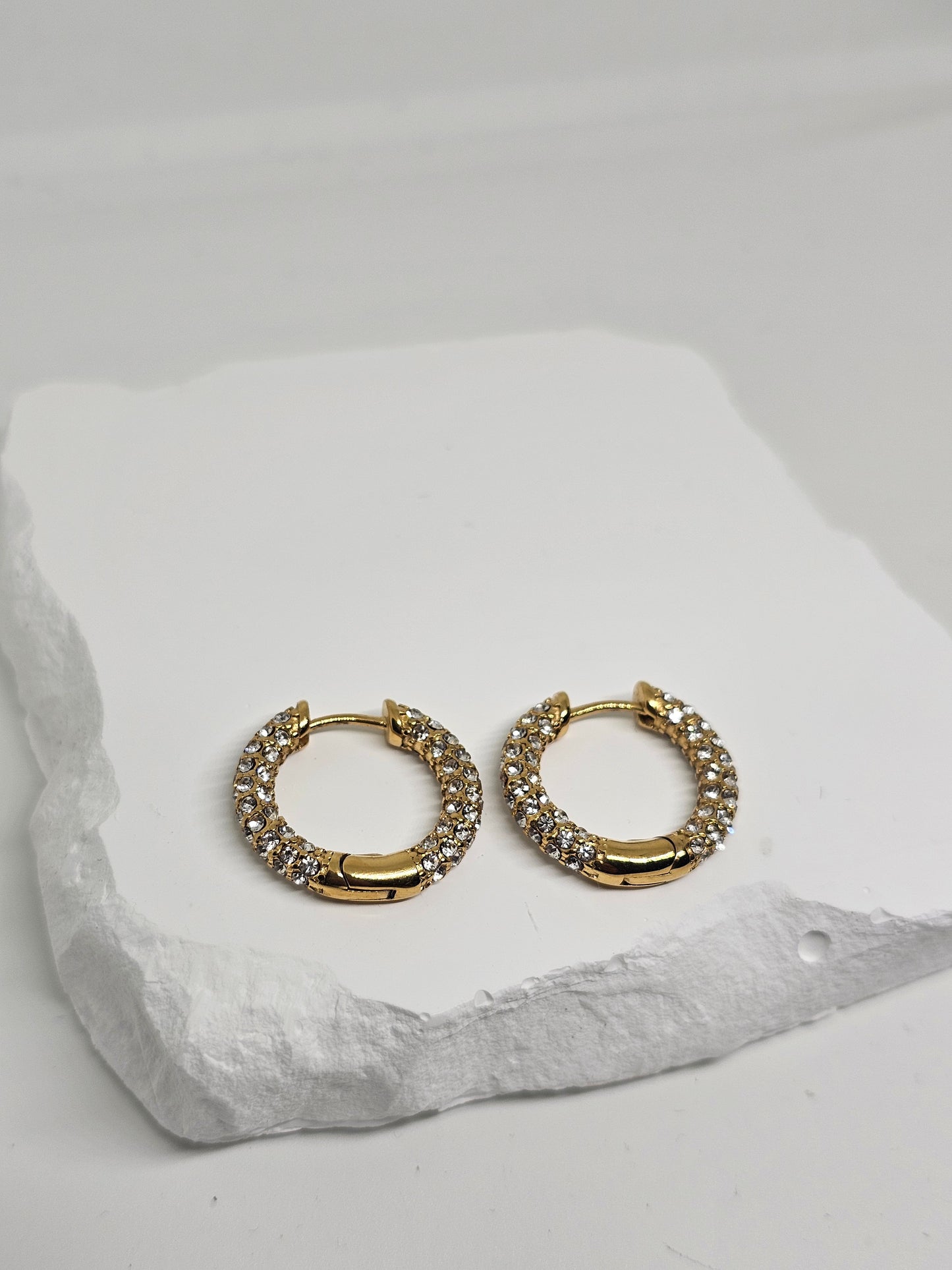 Febae Premium - Goldene Zirkonia Creolen