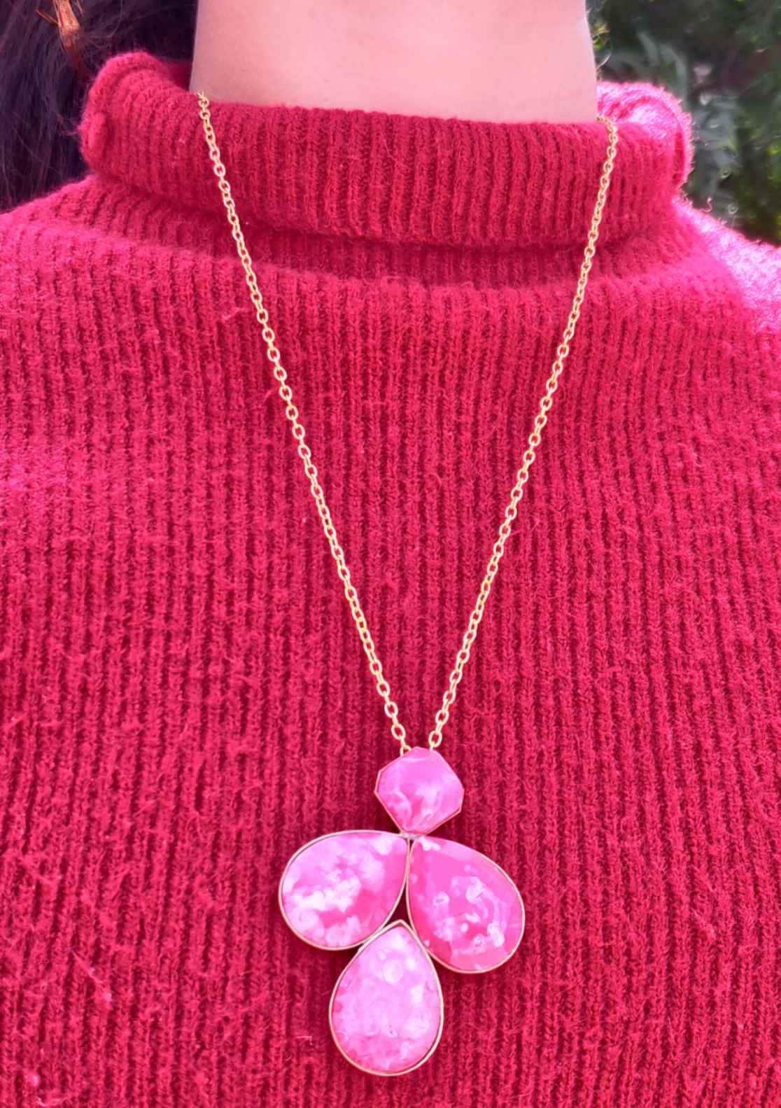 WOMENS CHAIN NECKLACE - Resin Necklace Pendant, Long Chain Necklace, Necklace for Womens, Big Pendant Necklace, Pink Stone Necklace for Gift