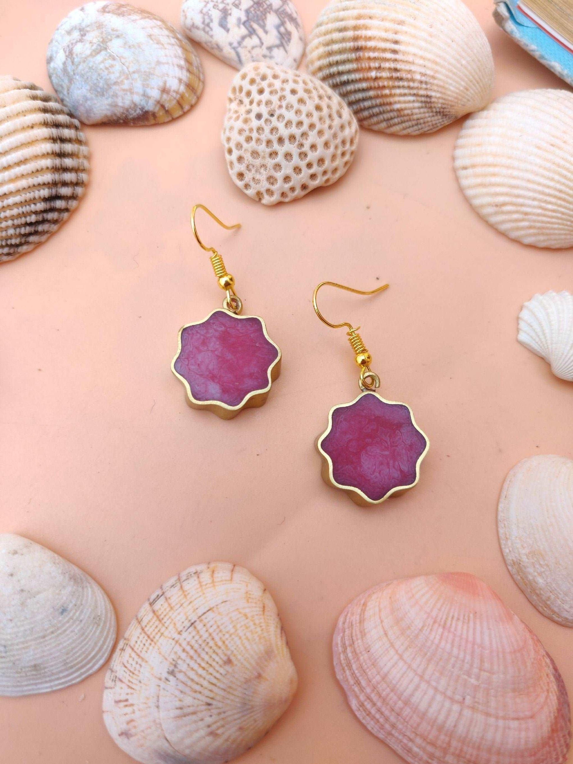 WOMENS DROP EARRINGS - Resin Drop Earrings, Handmade Brass Earrings, Elegant Earrings Gift, Earrings for Womens, Stylish Earrings for Gifts