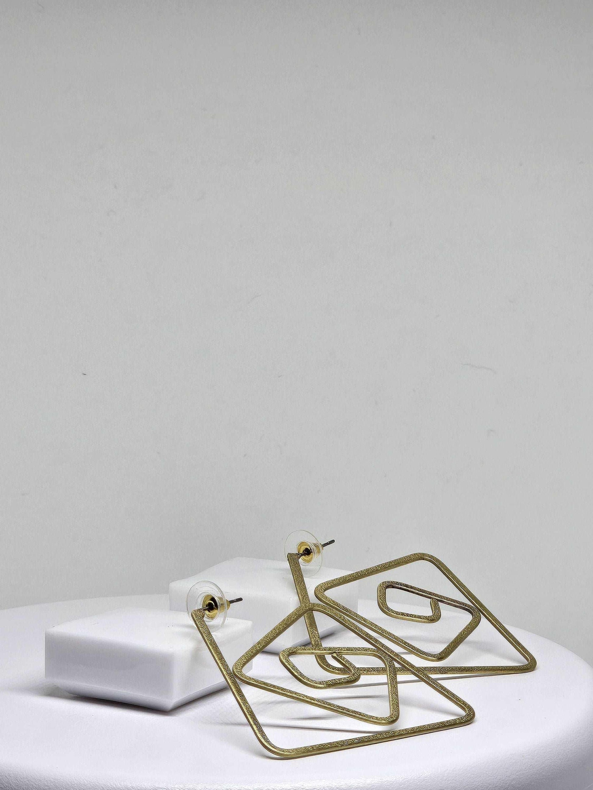 BRASS GEOMETRIC EARRINGS - Handmade Brass Earrings, Minimalist Earrings, Lightweight Earrings, Charm Earrings, Aesthetic Earrings for Gifts