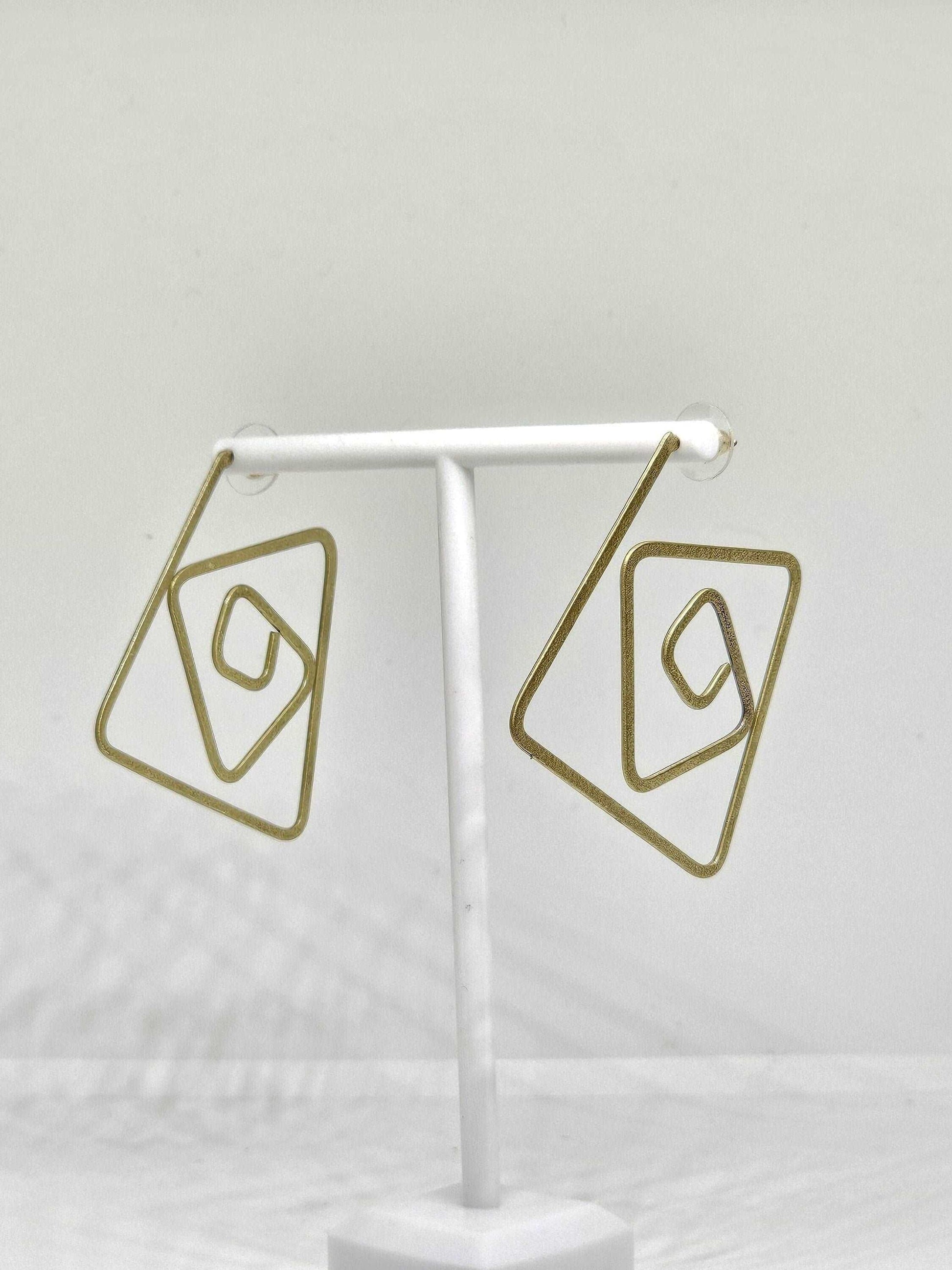 BRASS GEOMETRIC EARRINGS - Handmade Brass Earrings, Minimalist Earrings, Lightweight Earrings, Charm Earrings, Aesthetic Earrings for Gifts