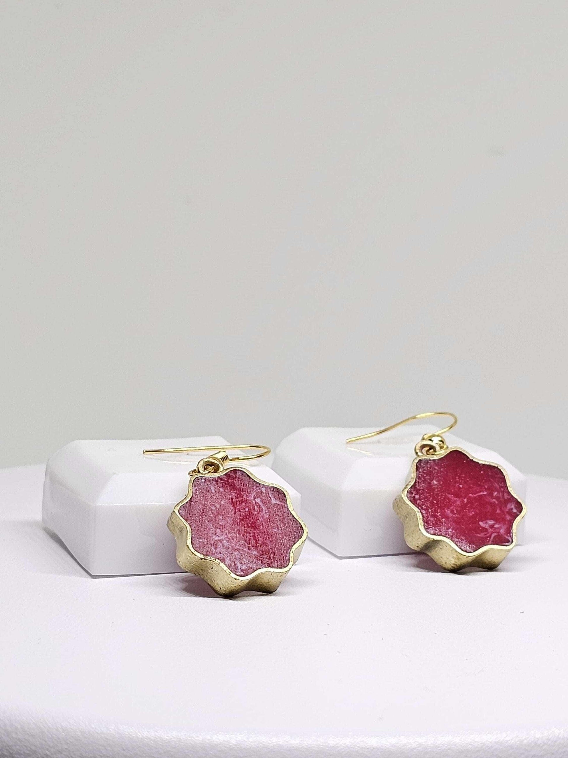WOMENS DROP EARRINGS - Resin Drop Earrings, Handmade Brass Earrings, Elegant Earrings Gift, Earrings for Womens, Stylish Earrings for Gifts