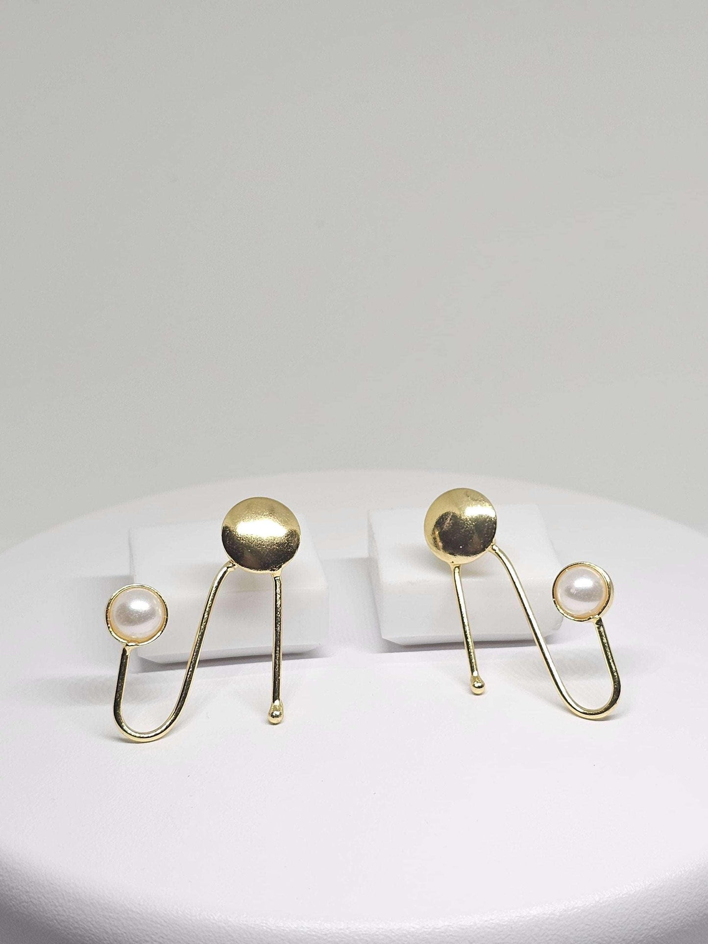 GOMETRIC MODERN EARRINGS - Gold Plated with Pearl Stone - Minimalist Design, Unique Handmade Jewelry for Women, Perfect Gift for Mom, Girl