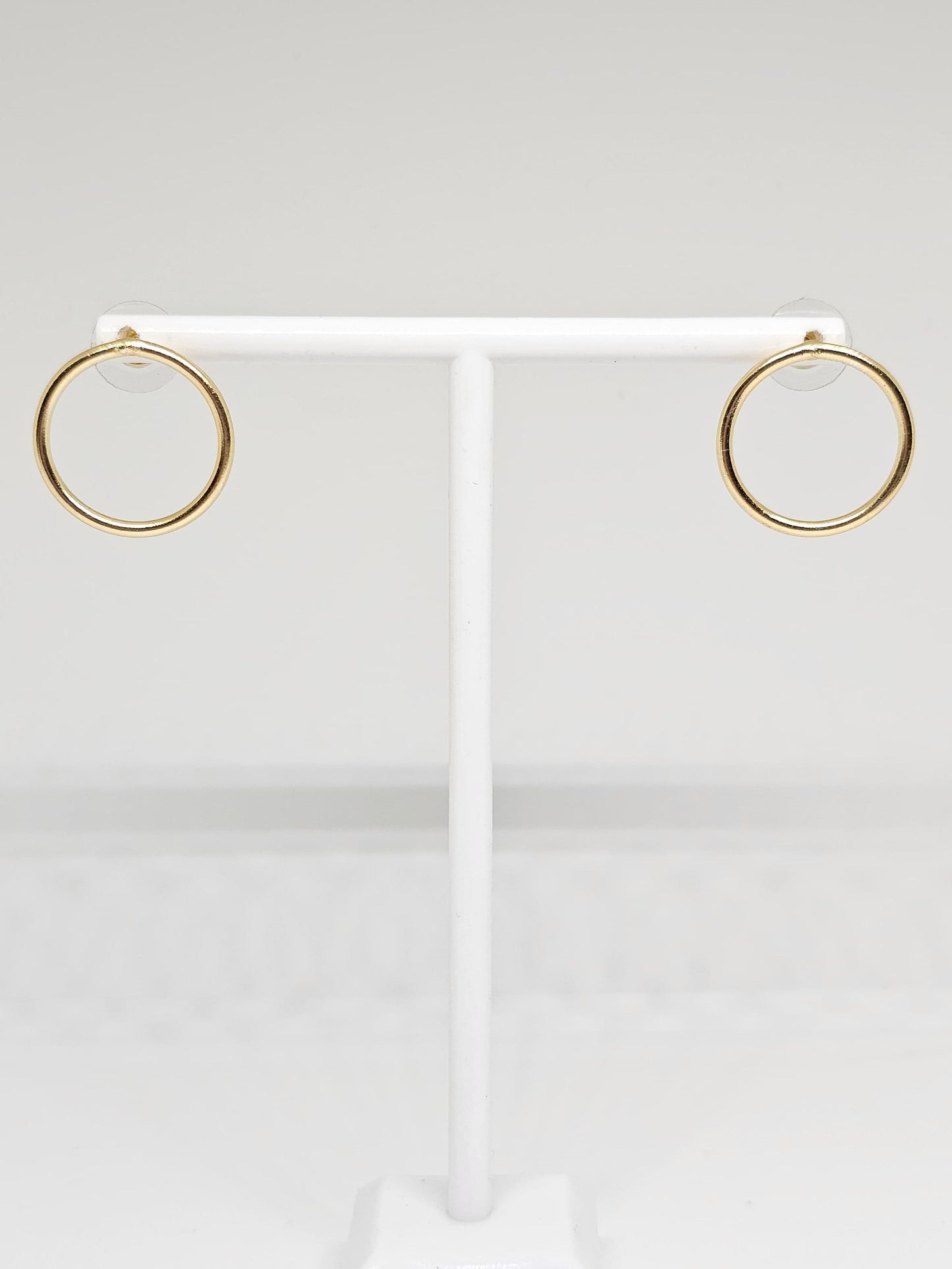 Minimalist Brass Hoop Earrings for Women - Simple and Elegant Circle Studs for Everyday Wear, Modern Geometric Design, Lightweight Jewelry