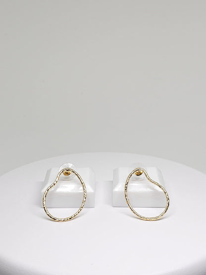 Featuring a sophisticated pear-shaped silhouette, the Simple Brass Pear Hoop Earrings are expertly fashioned from high-quality brass, boasting a durable construction with a radiant, gold-inspired finish