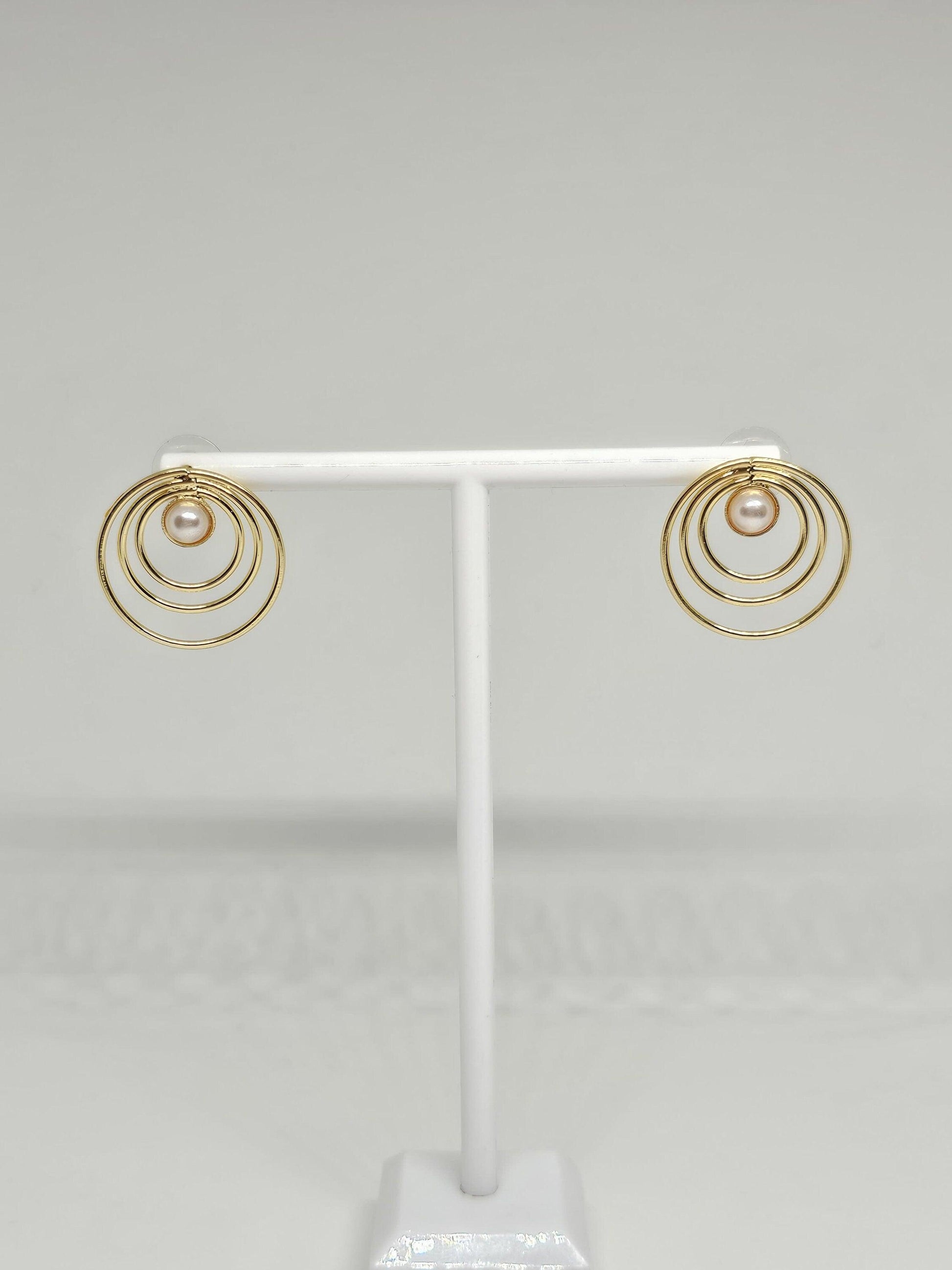 Stylish Gold-Plated Earrings with Pearl Centerpiece for Special Occasions