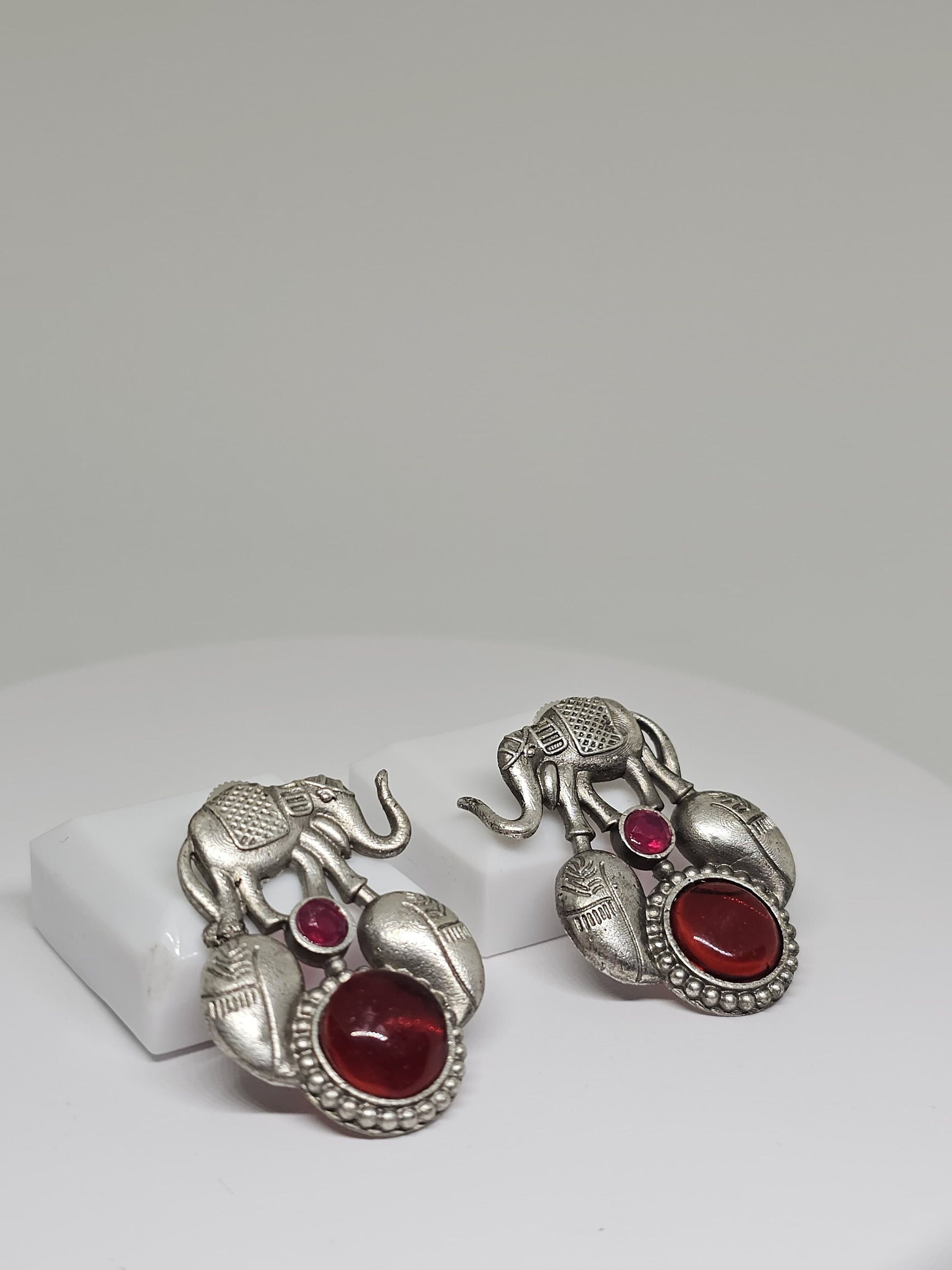 Handcrafted Silver Elephant Earrings with Green or Red Stones – Unique Ethnic Tribal Jewelry, Boho Chic Statement Accessories for Women