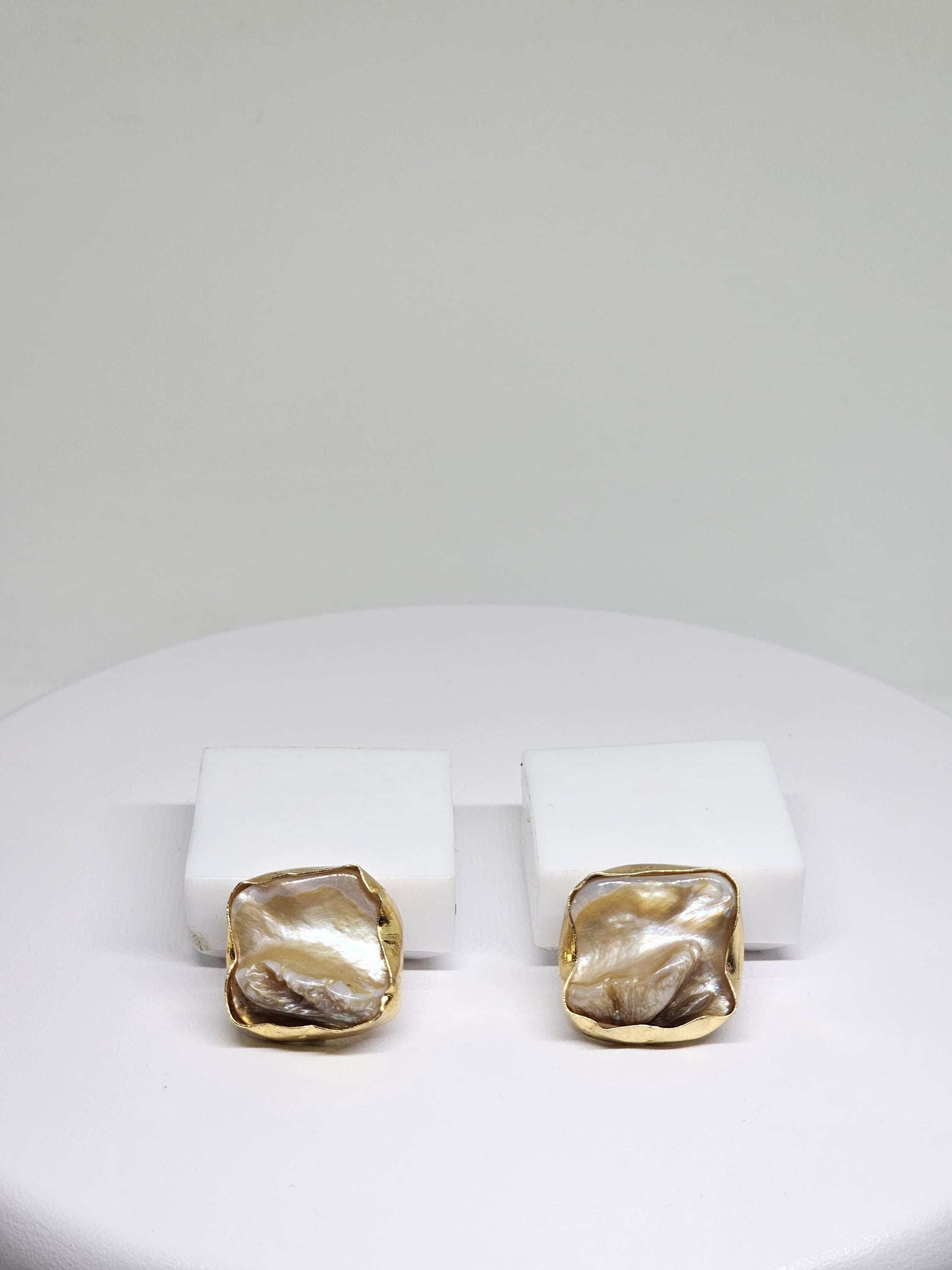 Gold-Plated Irregular Stud Earrings, Mother of Pearl Earrings, Statement Earrings for Women, Unique Gold Jewelry, Minimalist Accessories