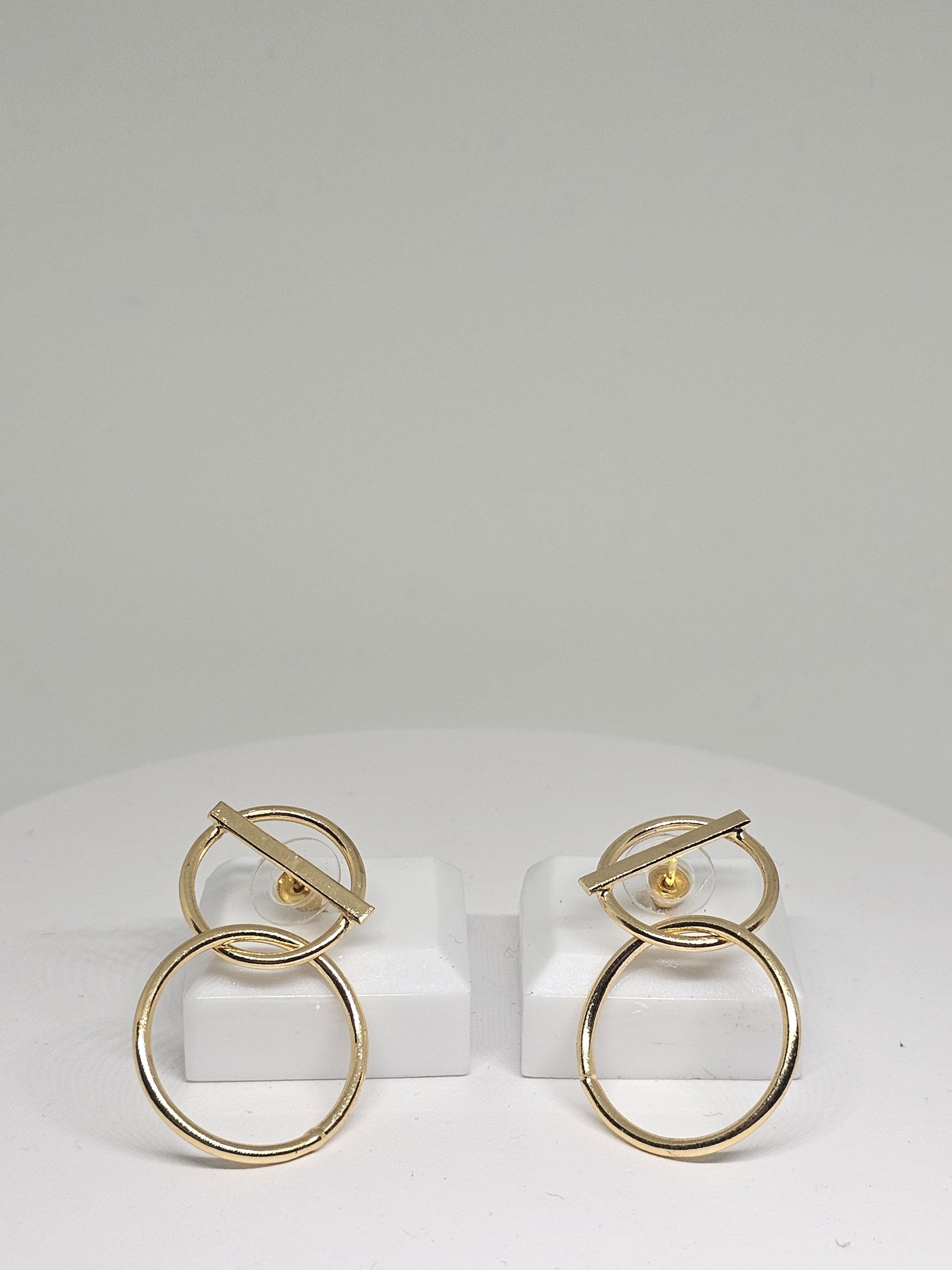 Minimalist Geometric Brass Earrings – Gold-Plated Double Circle Statement Earrings for Women, Modern Lightweight Jewelry, Trendy Gift
