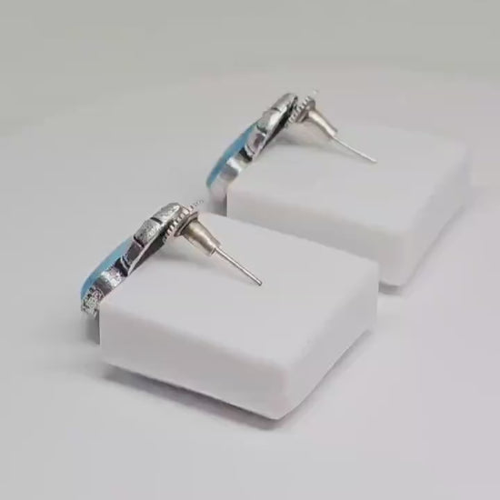 Silver Floral Stud Earrings with Blue or Yellow Stone , Elegant Handmade Design , Vintage-Inspired Jewelry for Everyday and Occasion Wear