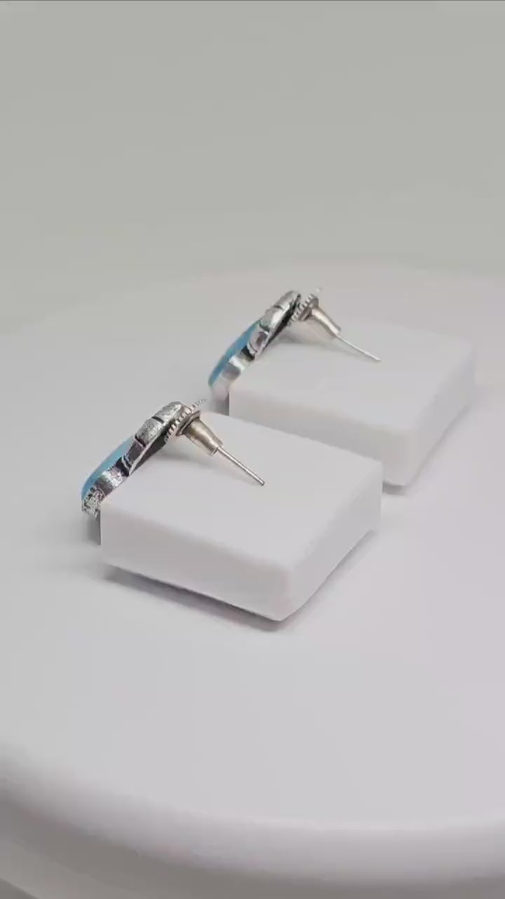 Silver Floral Stud Earrings with Blue or Yellow Stone , Elegant Handmade Design , Vintage-Inspired Jewelry for Everyday and Occasion Wear