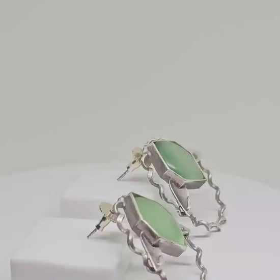 Lightweight Brass Studs Green Monalisa Stone Leaf Earring Stylish Fashionable Elegant Trendy Chic green Jewelry Gift Ideas for Anniversary