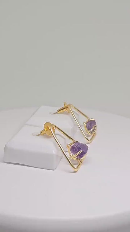 Elegant Triangle Brass Earrings with Raw Amethyst Stones – Modern Geometric Jewelry for Stylish, Natural Beauty Gift Ideas for Mom , Sister