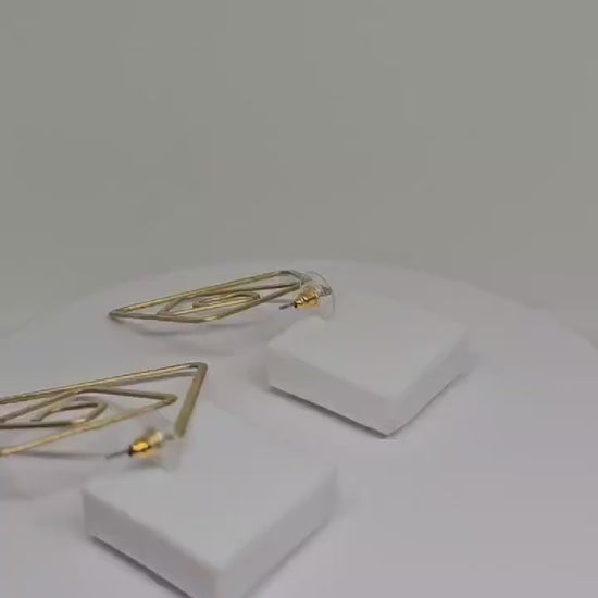 BRASS GEOMETRIC EARRINGS - Handmade Brass Earrings, Minimalist Earrings, Lightweight Earrings, Charm Earrings, Aesthetic Earrings for Gifts